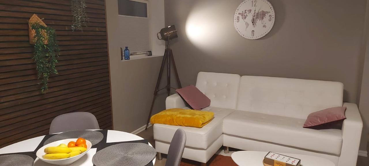 Apartment Cozy And Warm Just Like At Home, Free P, Big Terrace Langevag